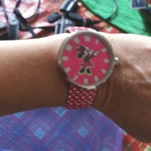 😍 Minnie Mouse Oversized Face Watch